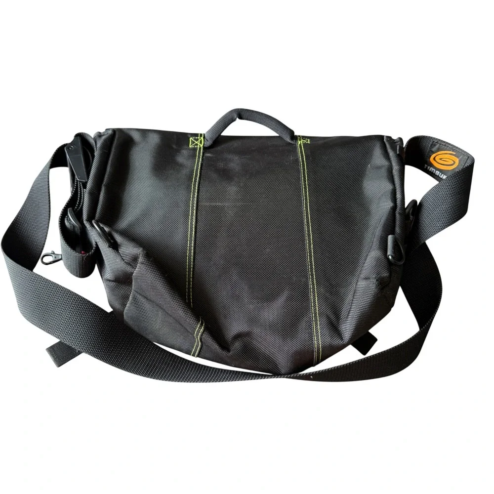 Vintage Timbuk2 Classic Messenger Bag Medium Black Orange Laptop Nylon